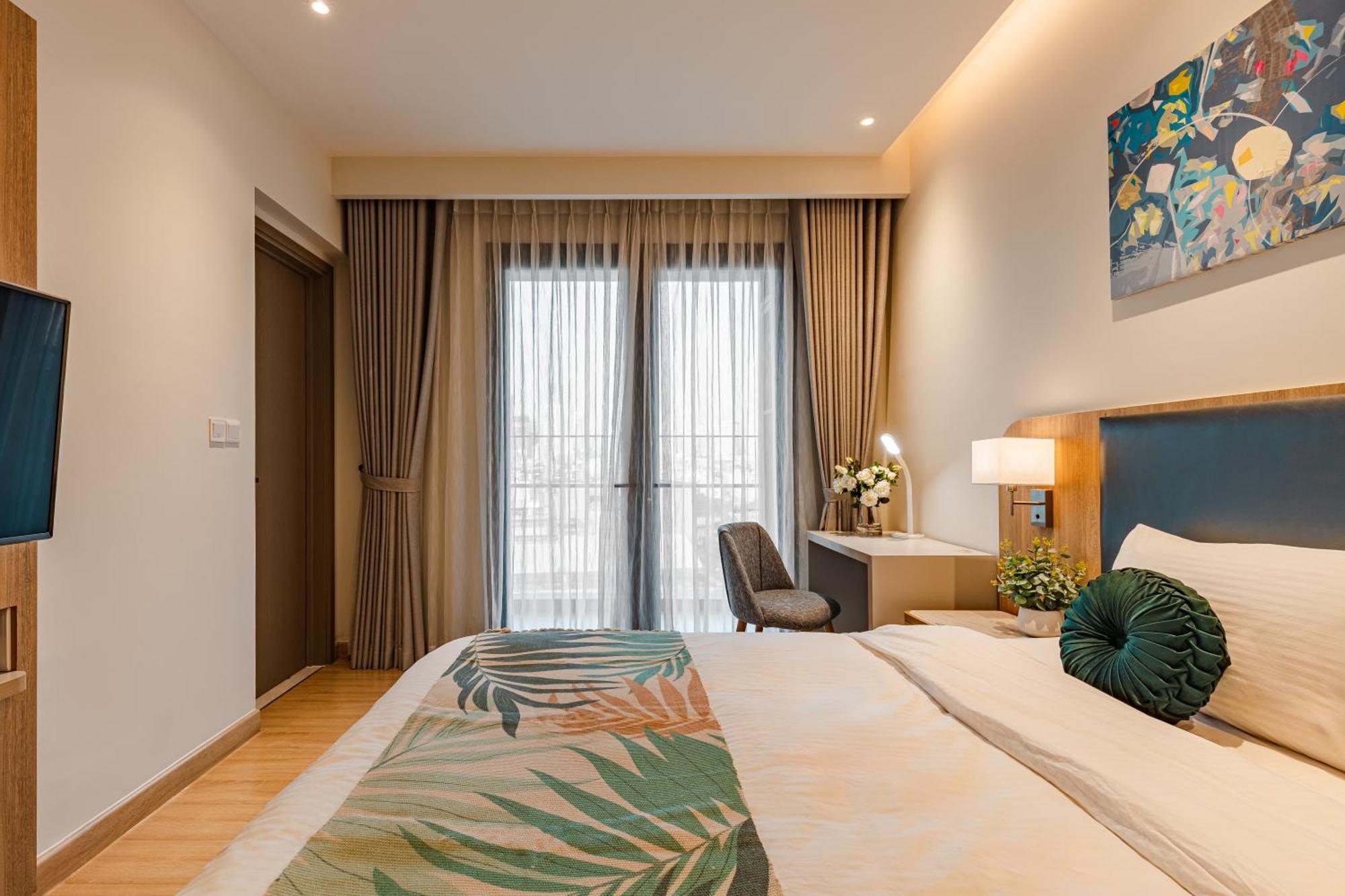 Luxury 2 Or 3Br Apartment In Dist 1 N Pool, Gym, Airport Pickup Хошимин Экстерьер фото